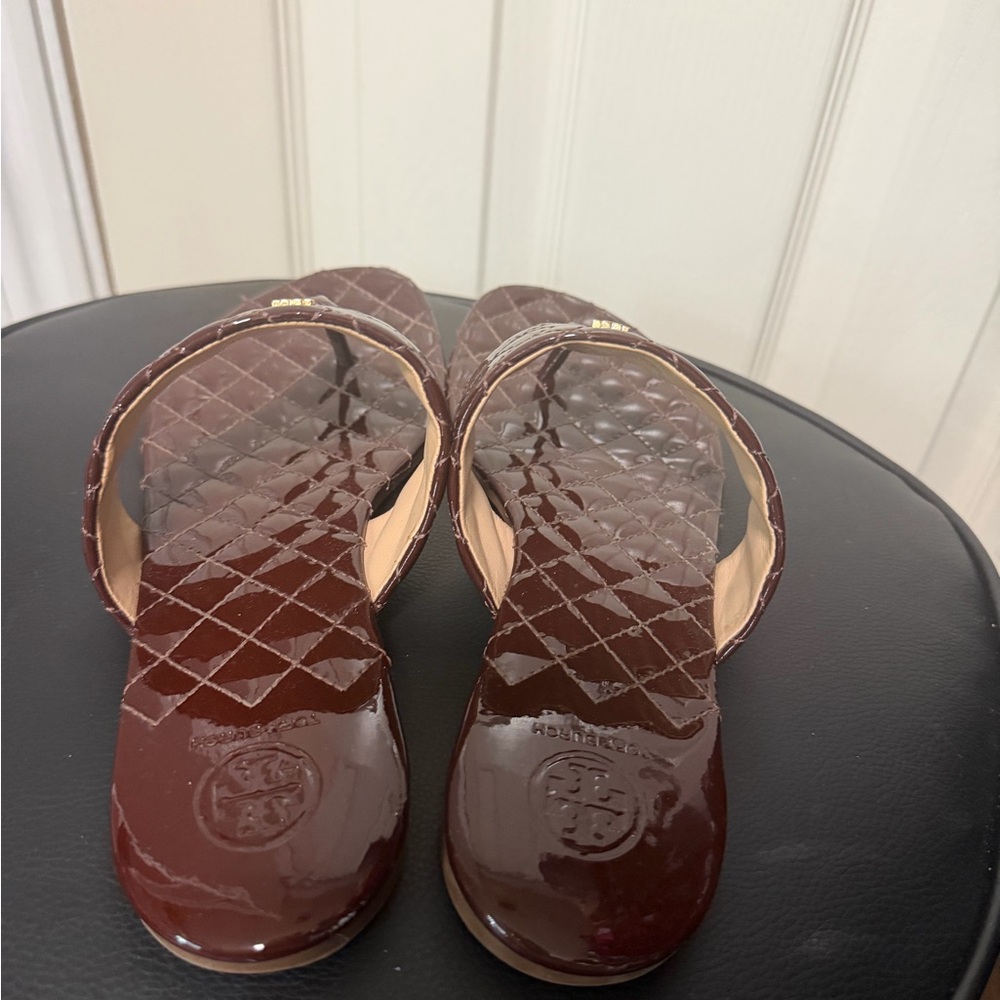 Tory Burch Dark Brown Quilted Sandals - Picture 4 of 6